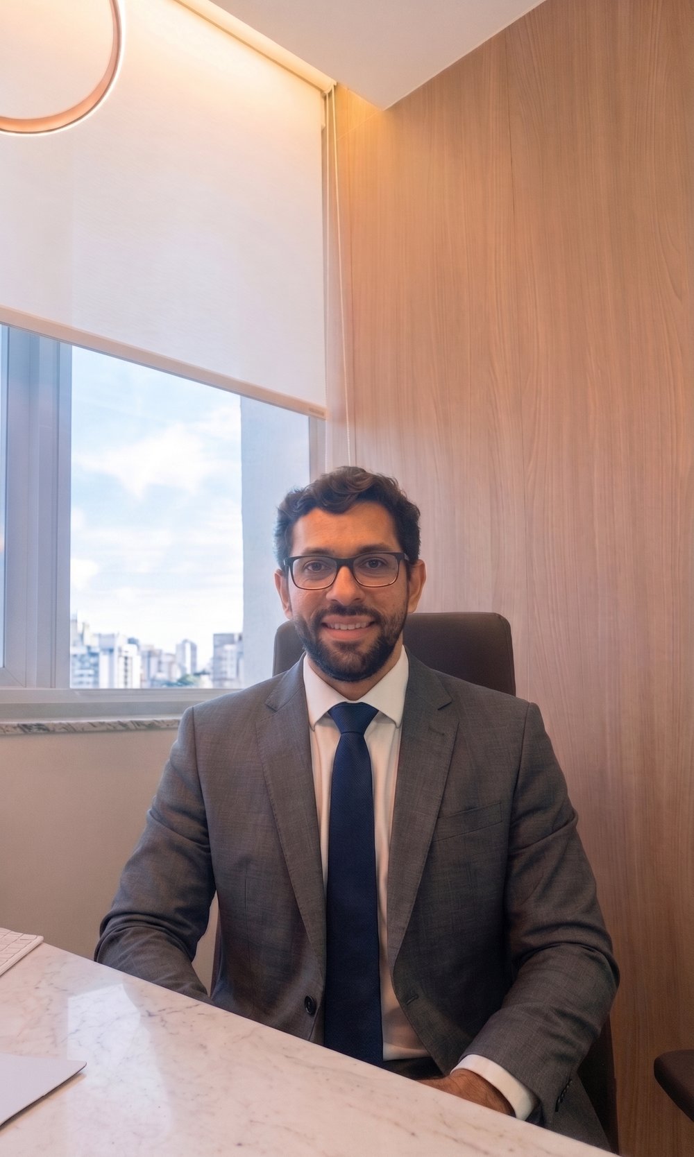 Dr. Simon Thiago Leão, neurocirurgião